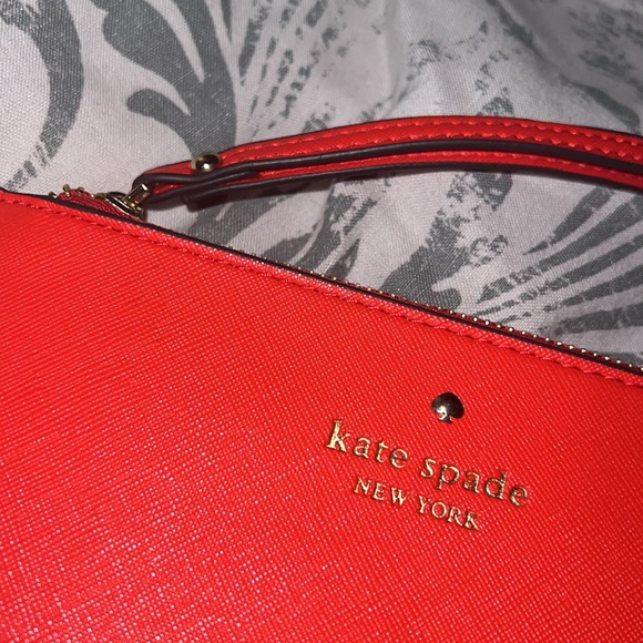 Kate Spade Writlet Red Leather - Picture 2 of 5